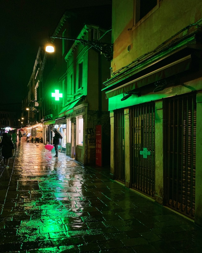 Pharmacie Venise 1
